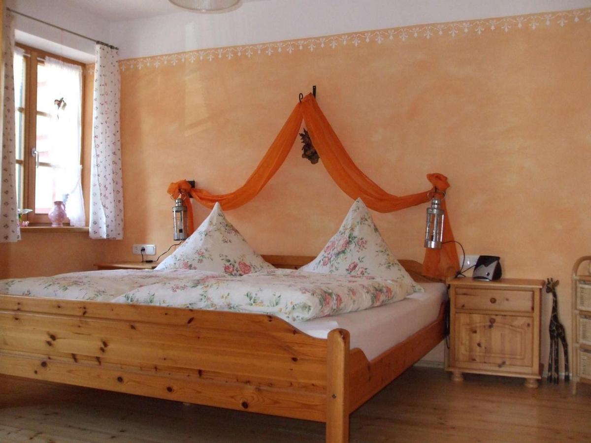Weissenhof | Chiemgau Karte Villa Rottau Стая снимка